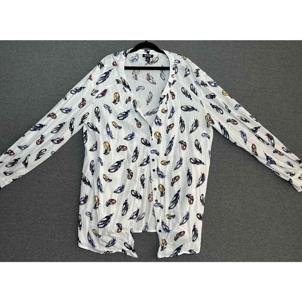 A.N.A. A New Approach | Women's Feather Print Button Down Top | Small